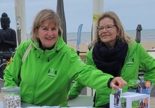 Infodesk met City Hosts in Scheveningen